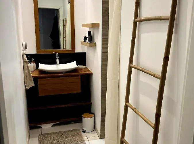 Cosy, Proche Centre-ville Et Gare Quarto em Acomodações Particulares